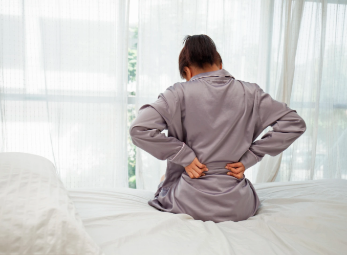 Chiropractors Baffled: Simple Stretch Relieves Years of Back Pain 